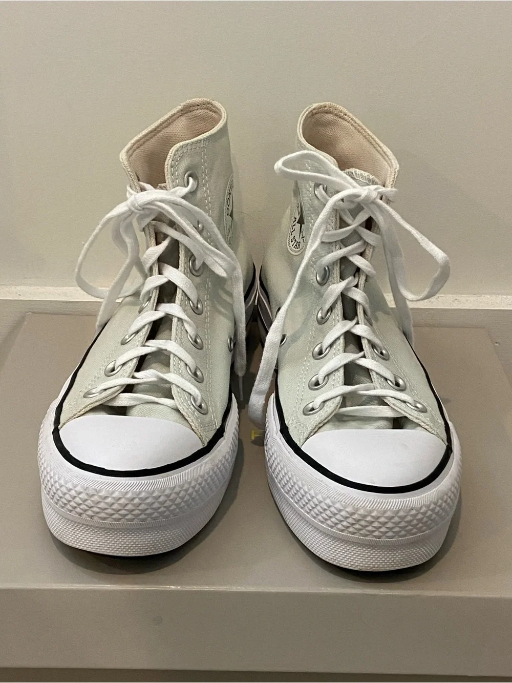 Converse Chuck Taylor Platform High Tops - Picture 4 of 6